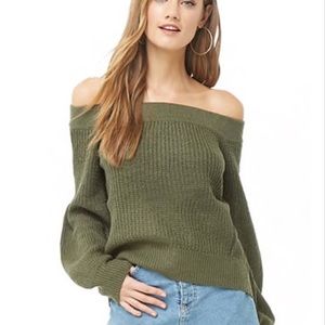 NWT off the shoulder sweater w/ balloon sleeves